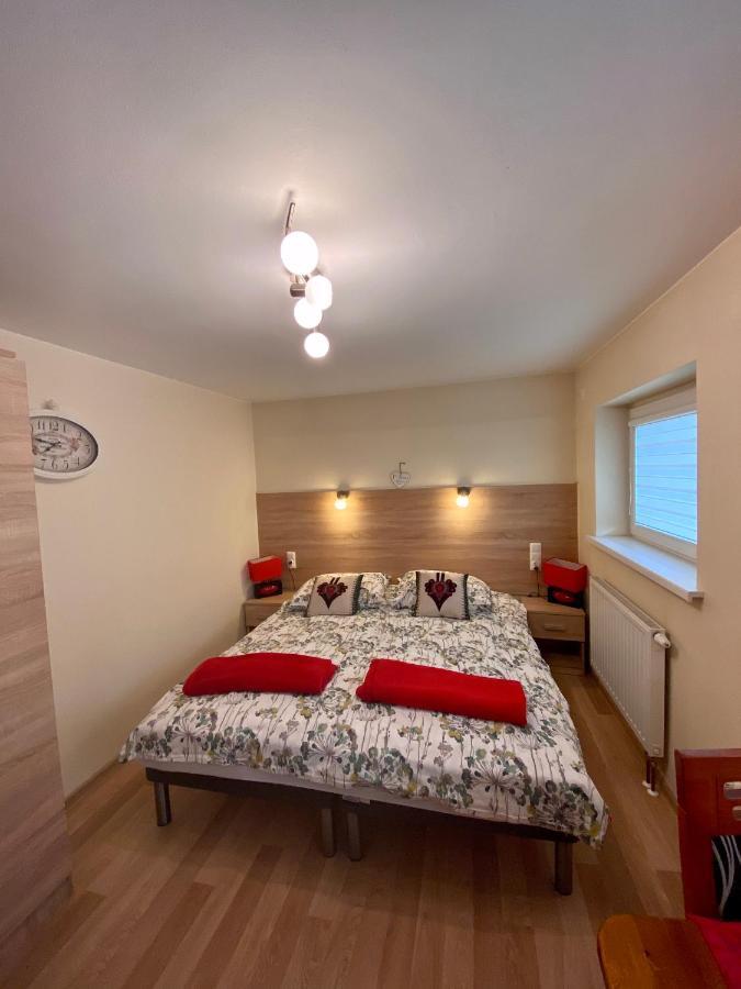 Bed and Breakfast Osrodek Wczasowo-Kolonijny Gron Biały Dunajec Exterior foto